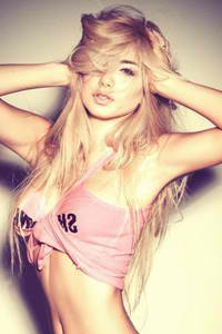 国模欢欢和摄影师销魄大图